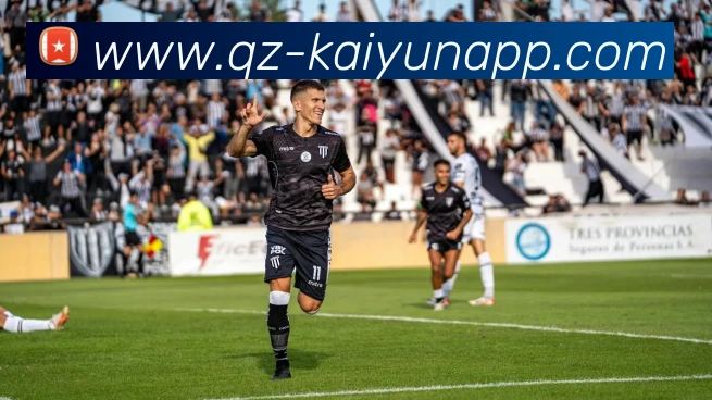 争冠对决即将开启巴萨赛程密集皇马客场挑战重重