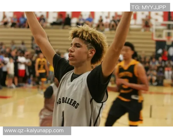 拉梅洛鲍尔生涯得分突破5000同届华子本赛季有望超越一万大关