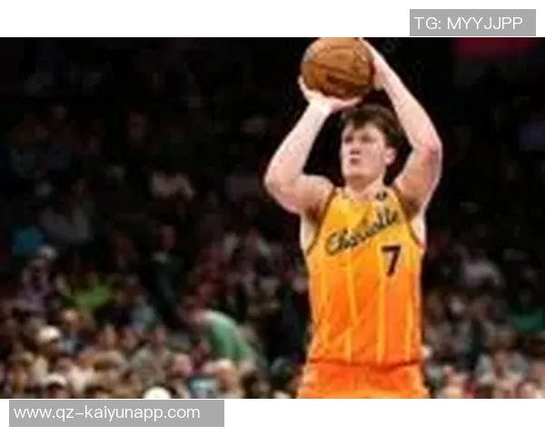 克尼佩尔表现惊艳4号秀16投7中斩获20分12篮板2助攻展现新秀风采