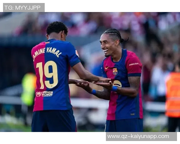 西甲第12轮最佳阵容揭晓莱万拉什福德阿尔瓦雷斯领衔出战