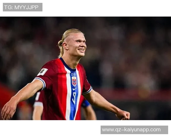 哈兰德分享全队庆祝合影感慨艰难时刻坚持不懈的奋斗精神